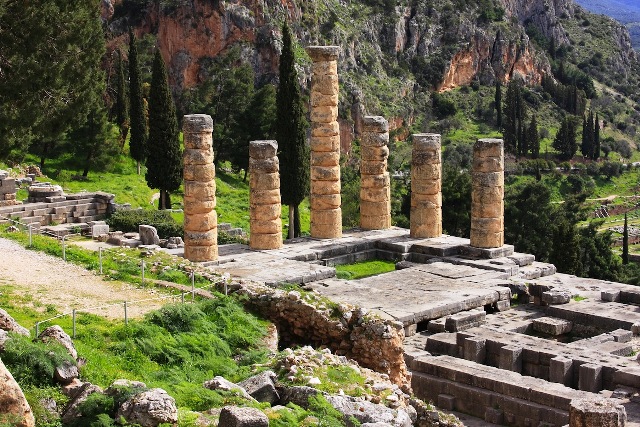 3 Days Classical Tour from Athens: Epidaurus, Mycenae, Olympia & Delphi